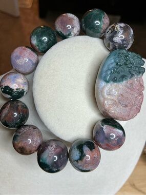 HQ Monet Ocean Jasper 15mm with OJ Deer Carving